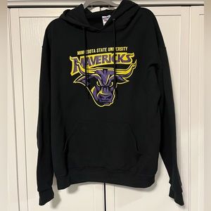 Minnesota State University Mankato Men’s Large Sweatshirt